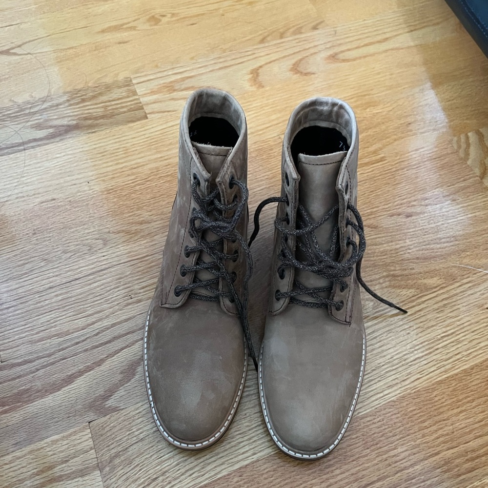 Nisolo amalia boots, size 7.5, brand new